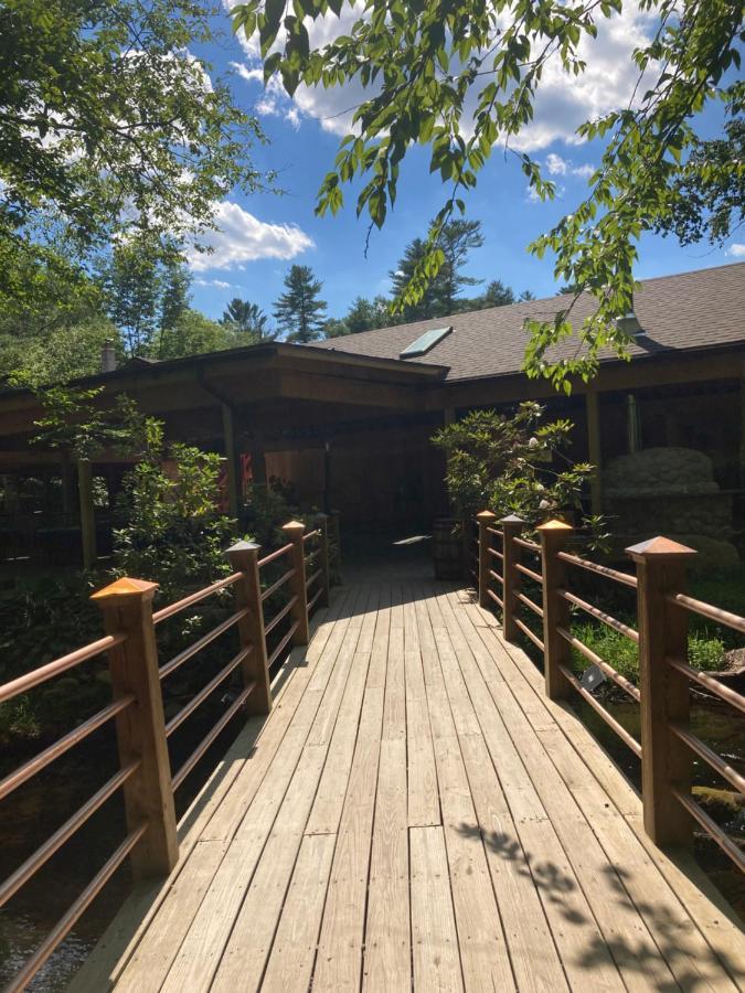 Magnolia Streamside Resort Canadensis Exteriér fotografie