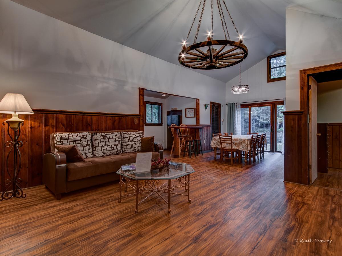 Magnolia Streamside Resort Canadensis Exteriér fotografie